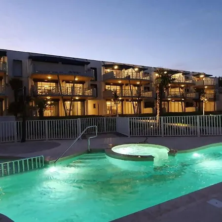 Appartamento Pmr Avec Balcon, Piscine, Parking Et à - Fr-1-194-229 *