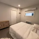 Appartement Pmr Avec Balcon, Piscine, Parking Et à - Fr-1-194-229 *