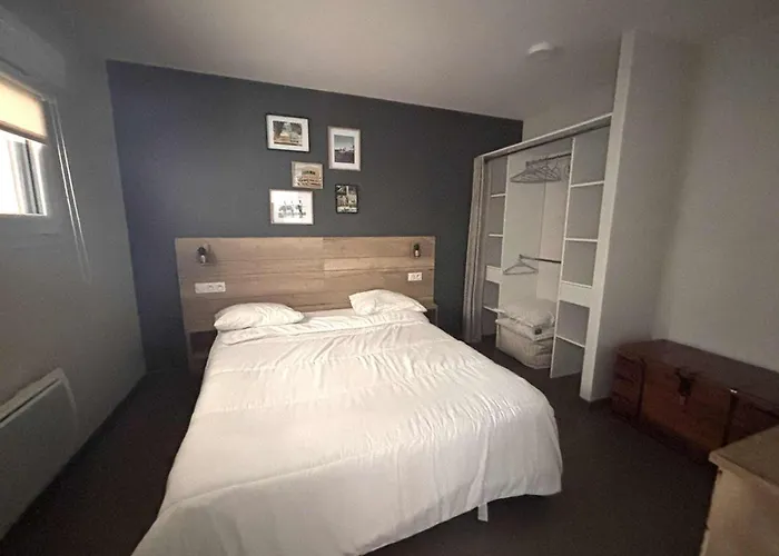 Pmr Avec Balcon, Piscine, Parking Et A - Fr-1-194-229 La Tranche-sur-Mer