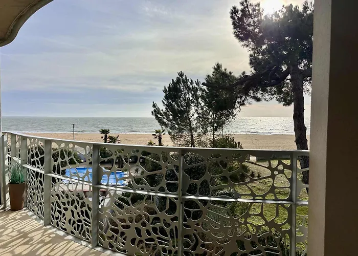 Pmr Avec Balcon, Piscine, Parking Et A - Fr-1-194-229 La Tranche-sur-Mer